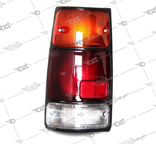 ISUZU - TFR24  - STOP LAMBASI SIYAH L - STOP LAMP,  BLACK L 8944823593